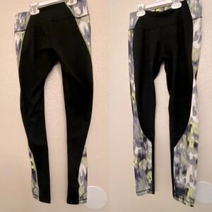 Zella Womens Stretch mid rise full length Leggings black, print sides XS